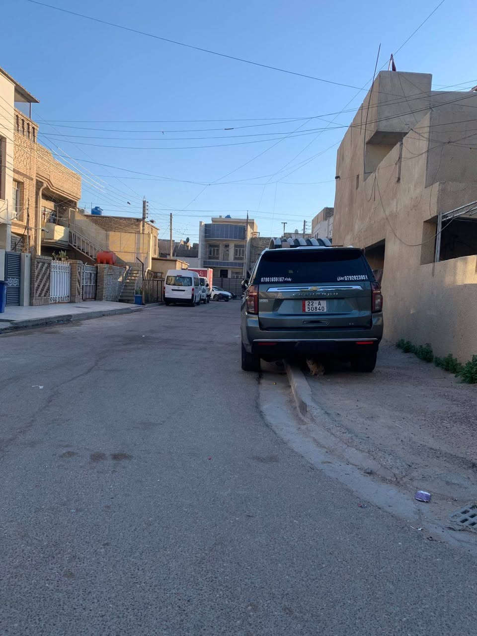 دار للبيع بناء قديم المساحة 200 متر
سعر المتر (1800،000) مليون و800 الف
العنوان بغداد حي العامل محلة 805
 مقابيل المدارس 
للاستفسار الاتصال
***********
