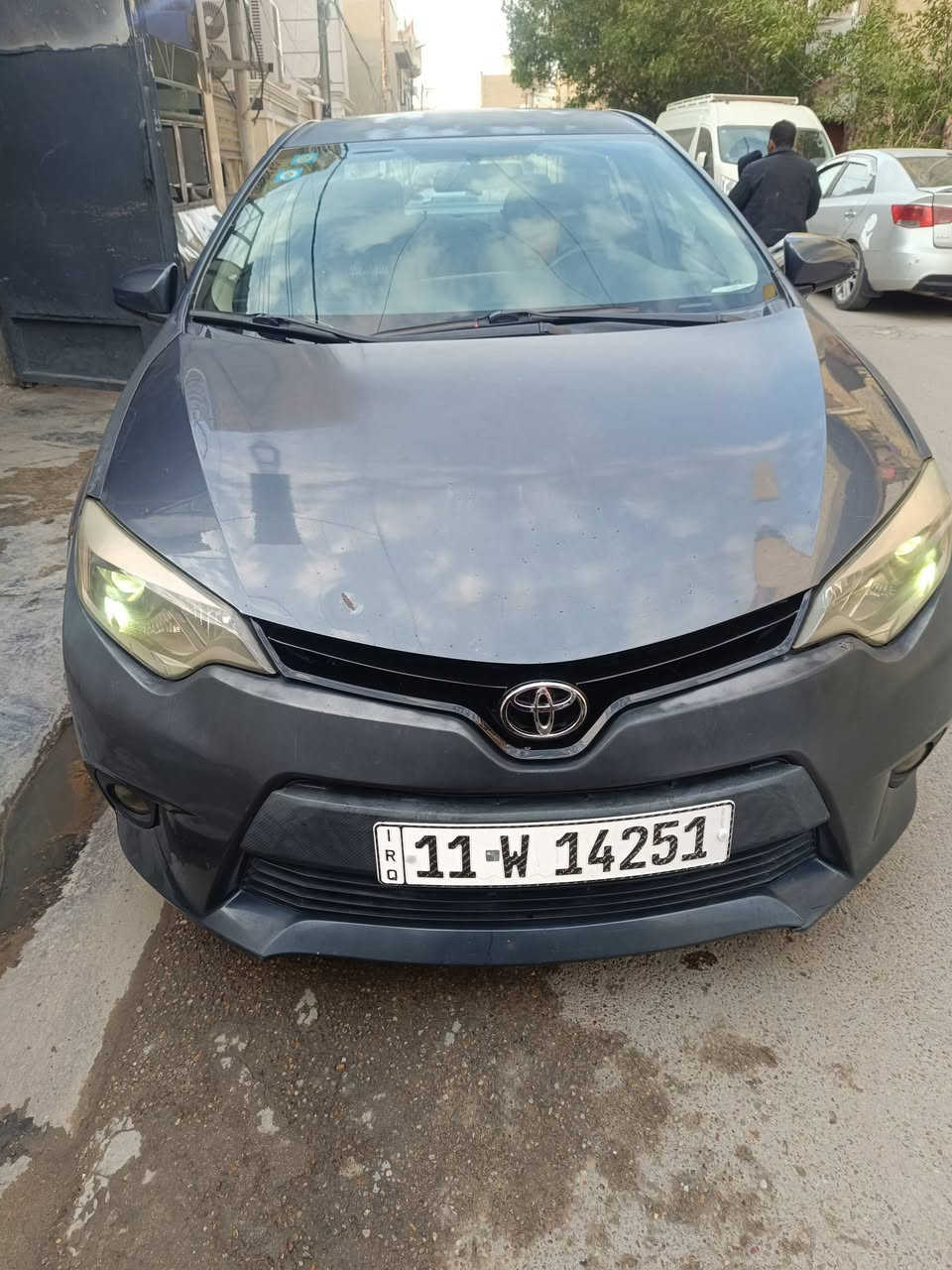 كورلا للبيع وارد امريكي 2014. LE حادث جاملغ فقط ومبدل سياره ماشيه 120 لايتات زينون عالي وناصي مكاني بغداد كير ومكينه مكفول تبريد ثلج سياره كامله وبيهه جراد قماره وقبق الجنطه ويروح ب البوليش تكم مجارده  سعر 115وبيهه مجال ***********
