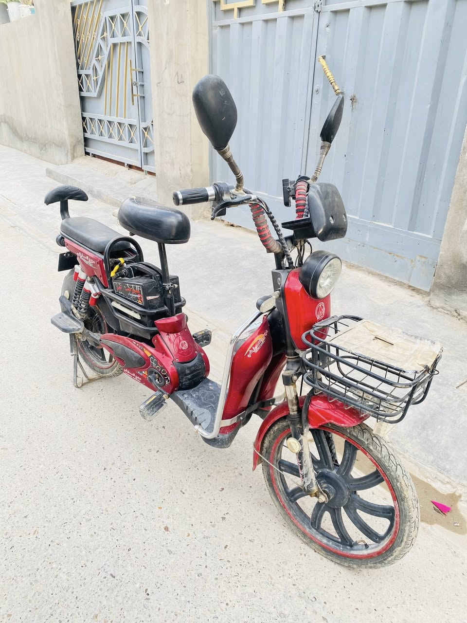 سلام عليكم اخوان درجه سحن موديل 2025 للبيع السعر 225وبيها مجال بطاريات نص عمر والنظافه كدامك الاستفسار 

ت/‭٠٧٧٢ ٧٨٢ ١٤٢٠‬ مكلف بل نشر اخوان
