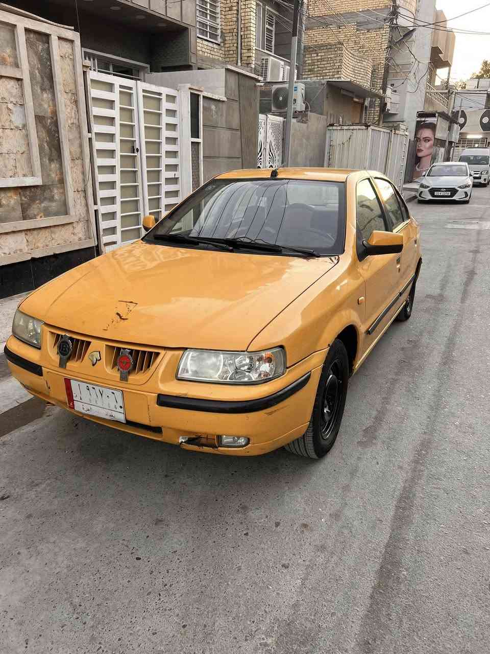 السلام عليكم
سمند ٢٠١١ للبيع
مكفوله من التبديل والصبغ فقط معجون قليل بالهلال موضح بالصور 
كير ومكينه خير من الله
تبريد نقص غاز
داخلها صاج دوشمة جديده
حداديه كاملة صدر درايم شفتات دبلات جدد
تايرات امامي جديد والخلفي جيد
رقمها الماني باقي بس استلام 
سيارة باسمي
سعرها ٣٨$
بغداد/الامين
***********
