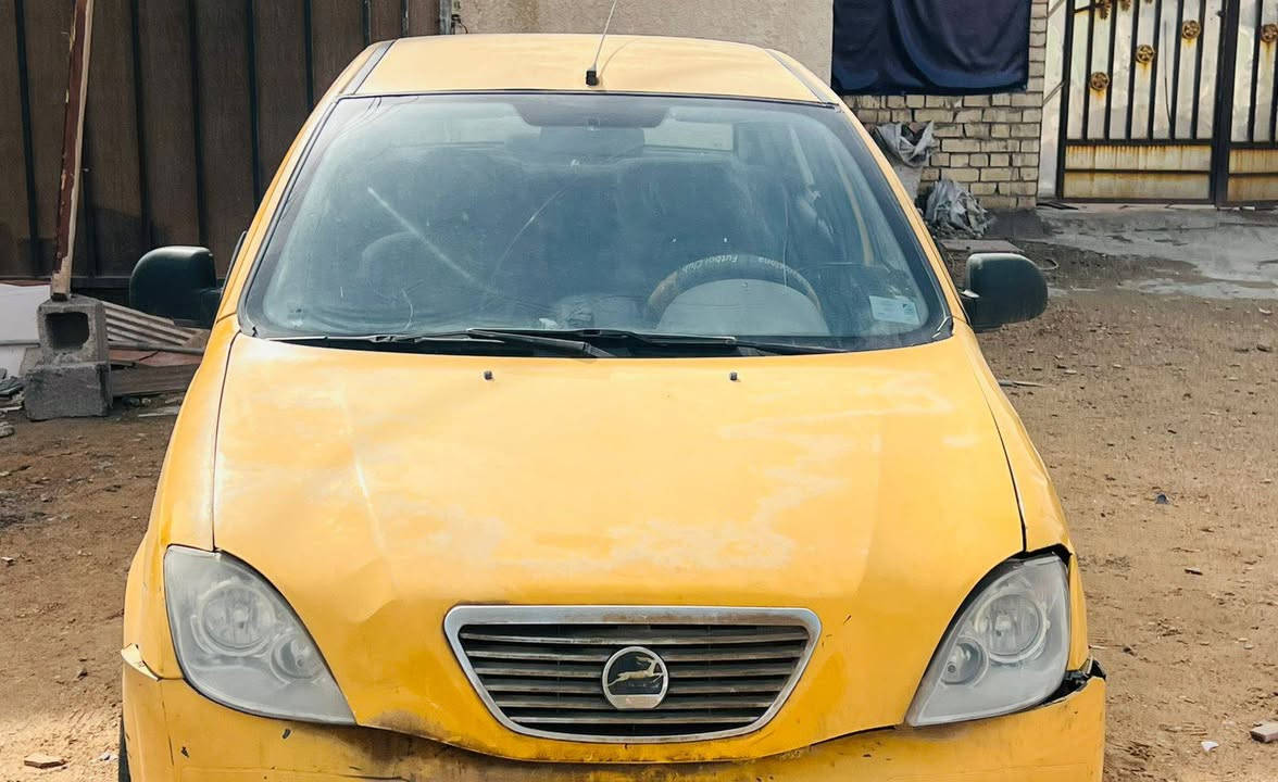 طيبه صفره موديل 16.. 
مكينة صاطرة(گايمه ) سنوية عند الهيئة مطلوبة ( 700 ألف) 
وغرامات ماأعرف.  
أبيع كما هي ( 25  ورقة وبيها مجال)
الاستفسار ع الرقم ) ***********
