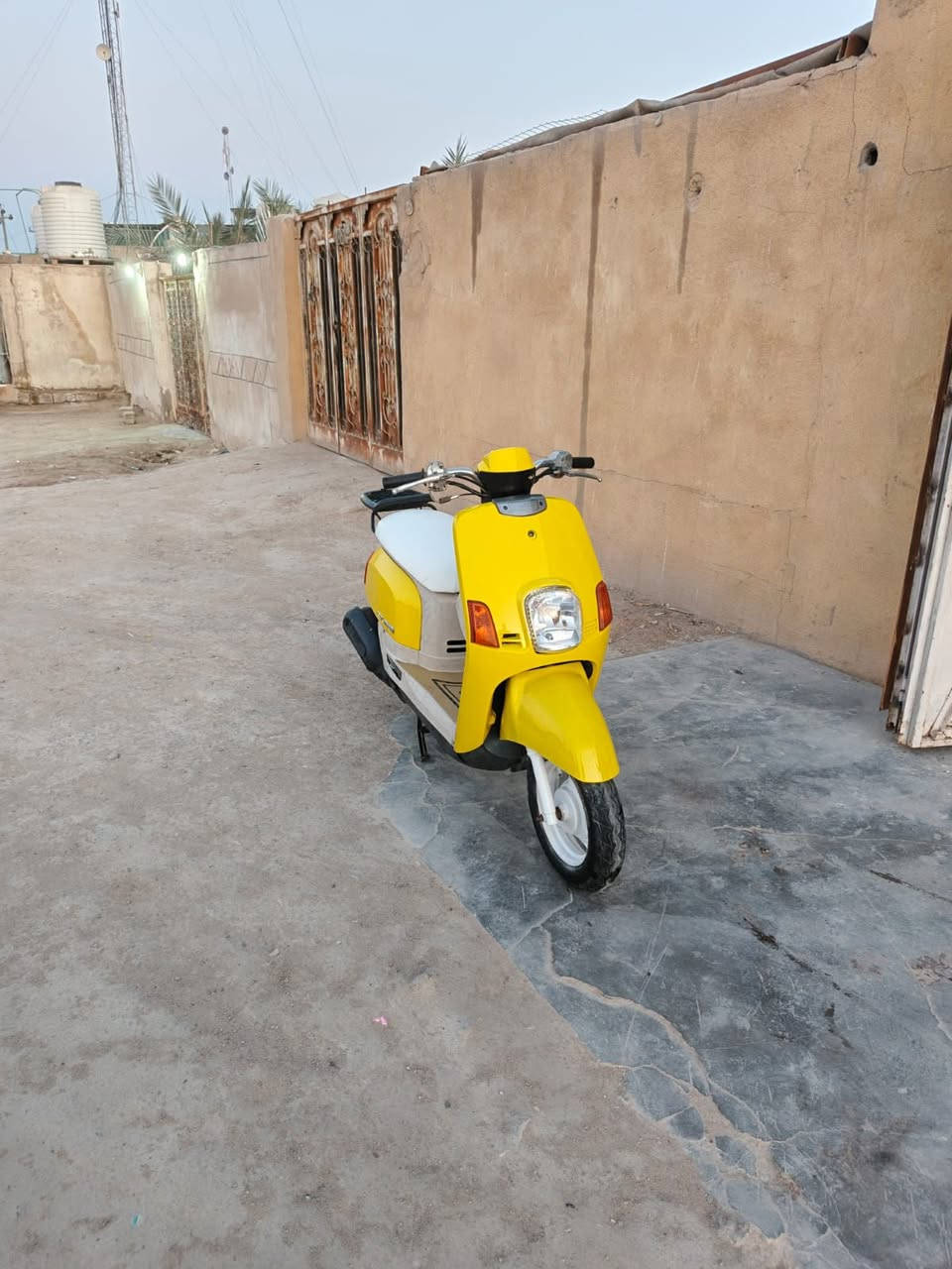 ماكس بوليسي
مديل ٢٠١٠
لون اصفر دواخل كريمي شغاله سلف وهندر فول ومكفول لايت سطاب هورن اشاير عداد بريك اماني خلفي كله شغال مبدل كابريتر فقط
عنوان البصرة الزبير حي المعلمين
رايدها بمليون و٥٠ الف بيها مجال قليل
ما يعجبك اعبر المنشور
***********
