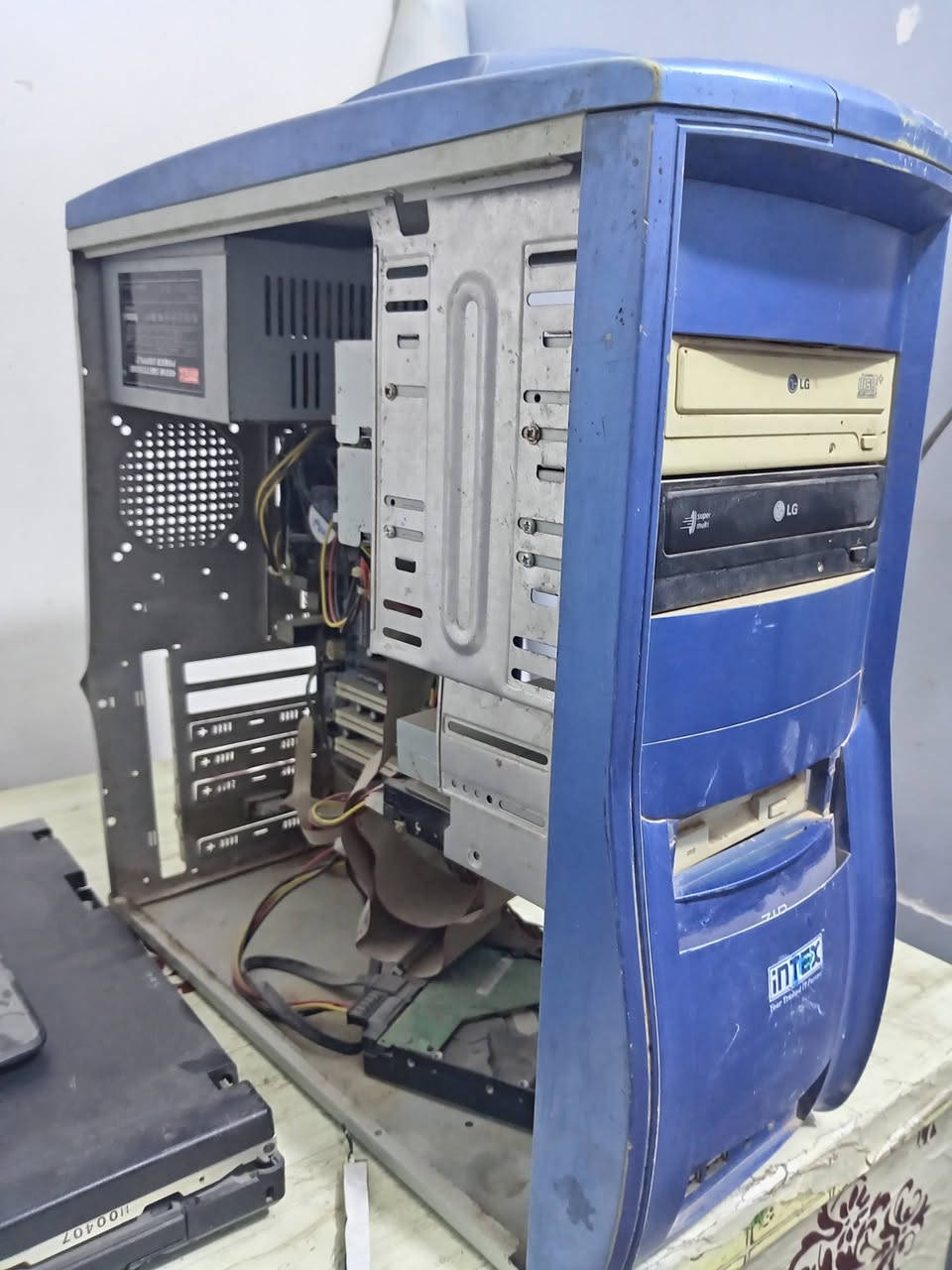 تفاصيل خاص
للتذكير اللابتوبات عاطلات


**إذا كنت صاحب هذا الإعلان وتريد حذفه لأي سبب، رجاءا أرسل رسالة إلى الدعم الفني**