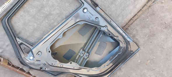 السلام عليكم باب توكسان امريكي خلف السايق للبيع مديل٢٣  ***********
