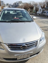 بيلادي • ٢٠١٣ • ٤ سلندر