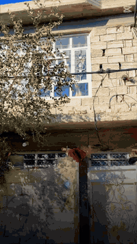 بيت خمسين متر قاطين بناء بلوك بس مرتب قاط جوة كامل كاشي سراميك الفوك ه...