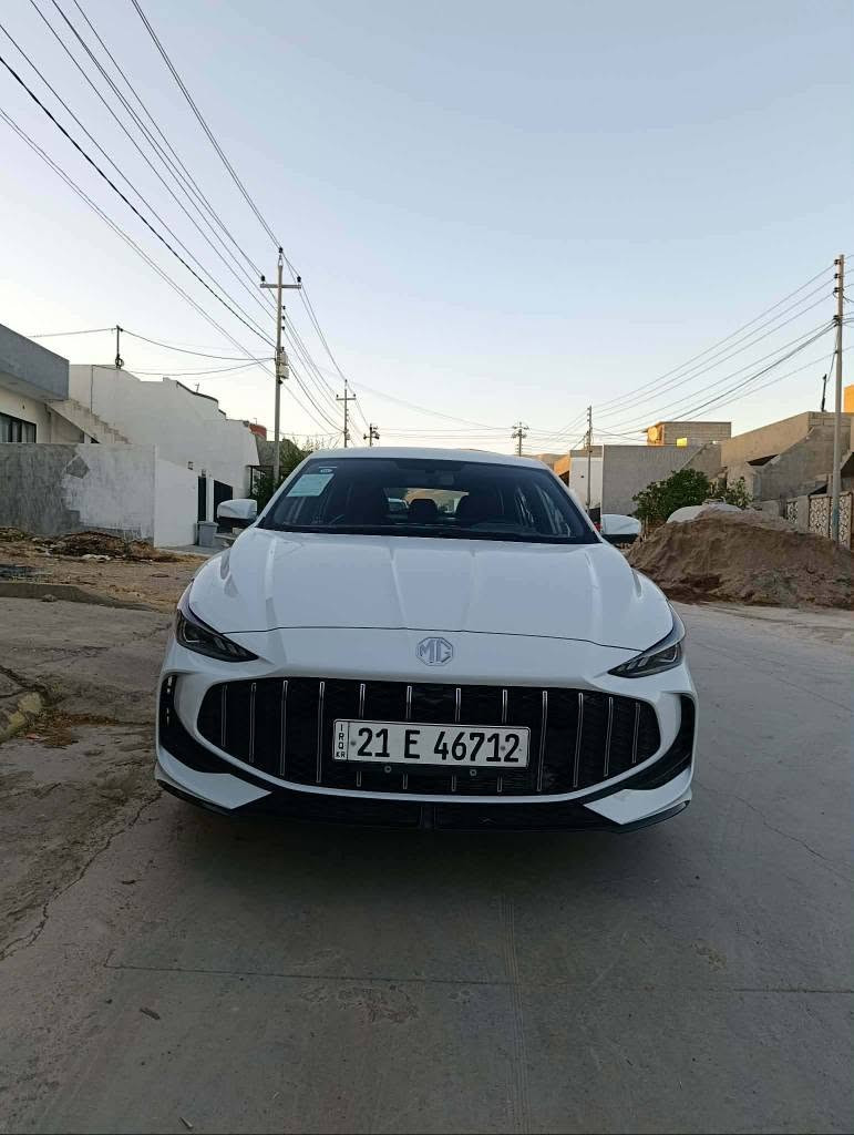 MG GT2025 فول مواسەفات بۆیاخ تەنک 
هیچ بۆیاخی نیە
تەنها 10هەزار ڕۆشتوە بەناو خۆمەوەیە شوێن عەربەت
نرخ125گەڵا و مەجالێکی کەم 
ڕەسمی سۆنەریم داناوە
*********** السليمانية, العراق
