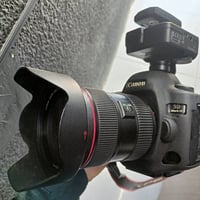 كانون 5D مارك IV • عدسة 24-70
