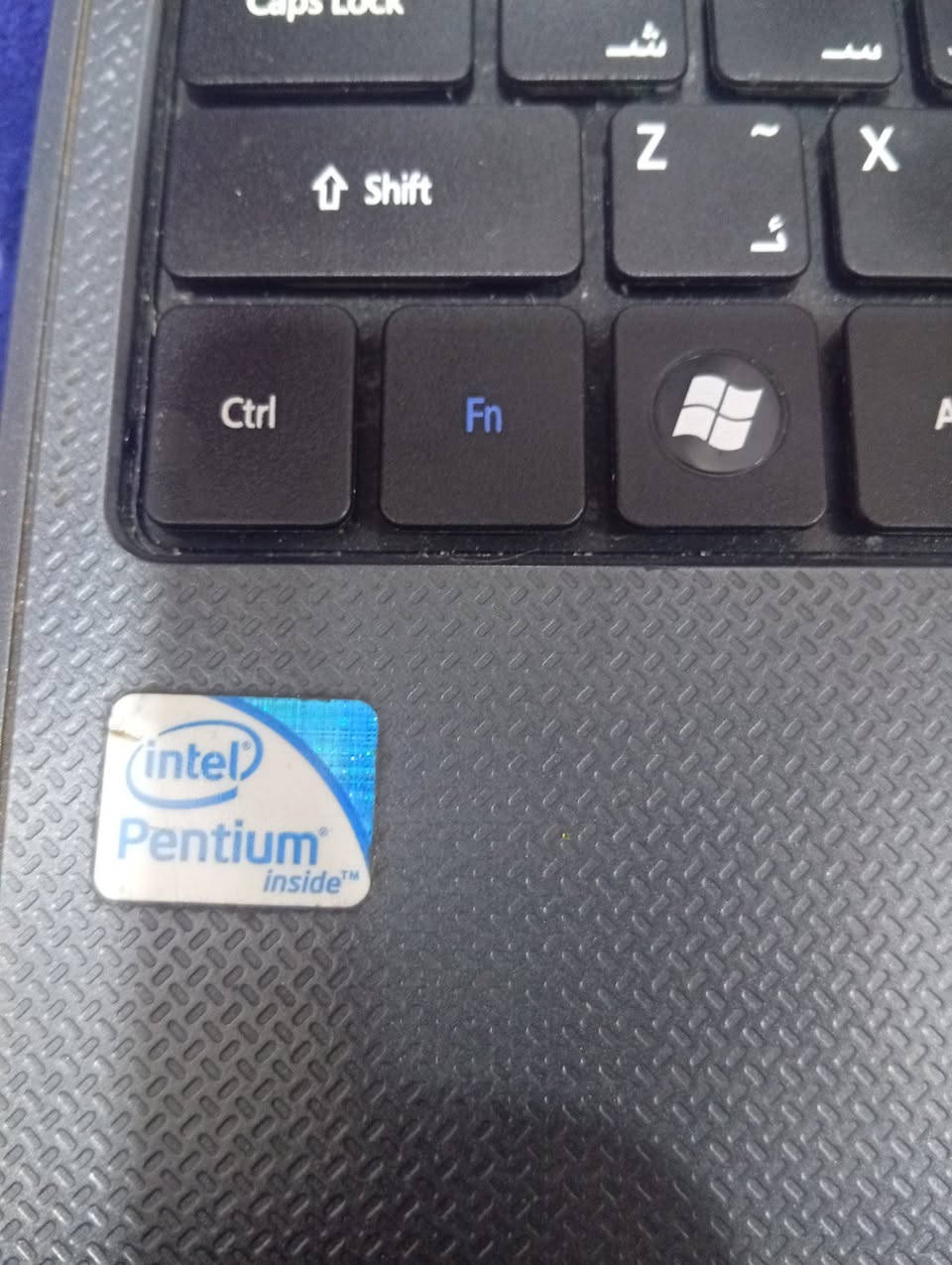 عندي هذا اللابتوب منو يراوس ب  بلي3


**إذا كنت صاحب هذا الإعلان وتريد حذفه لأي سبب، رجاءا أرسل رسالة إلى الدعم الفني**