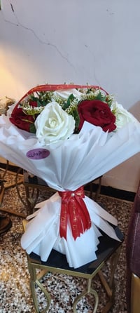 باقات ورد • توزيعات حسب الطلب • توصيل مجاني