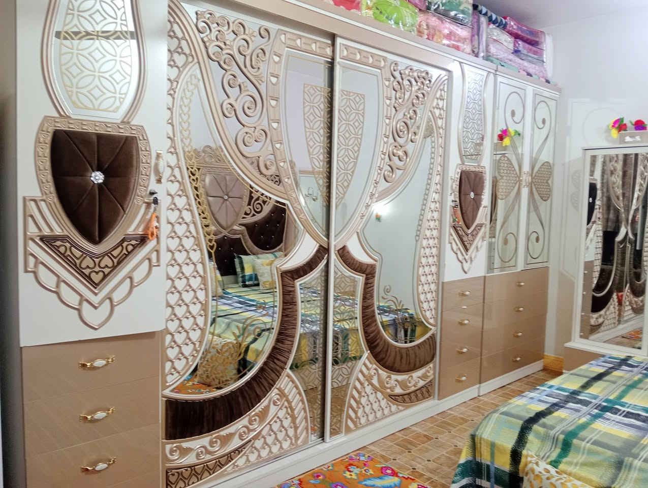 السلام عليكم
غرفة نوم تركي درجة اولى نضيفة كلش مكان الديوانية المركز السعر 850


**إذا كنت صاحب هذا الإعلان وتريد حذفه لأي سبب، رجاءا أرسل رسالة إلى الدعم الفني**