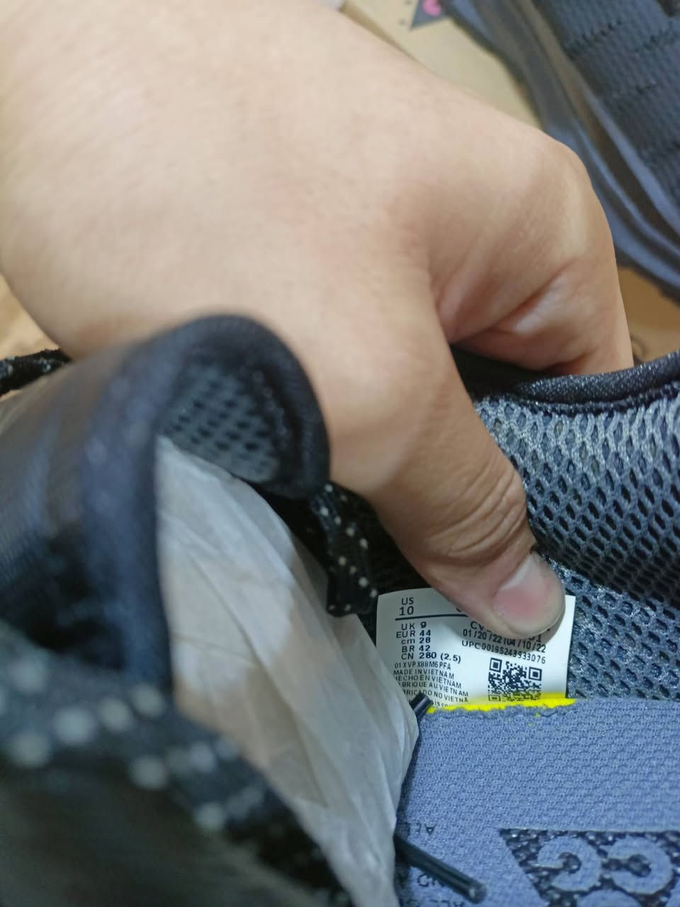 نايك. اسود اصلي وكالة اسفل فوم بي مسند داخل الحذاء قياس 44


**إذا كنت صاحب هذا الإعلان وتريد حذفه لأي سبب، رجاءا أرسل رسالة إلى الدعم الفني**