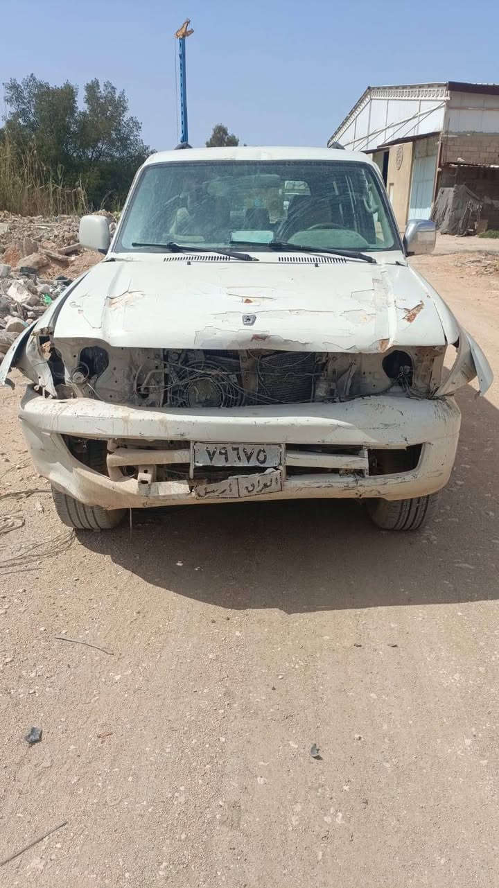 تيوتا برادو موديل 2000محرك كير شرط حداديه والسياره يحتاجلها لايتات وتصليح بنيد ابيع مااندل راعيها رقم اربيل وسنويه اصليه وتراي حلو السعر33وبيها مجال عنواني كربلاء ***********
