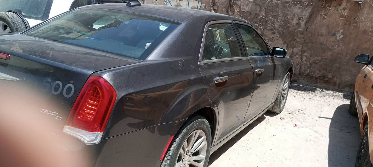 سلام عليكم موجود أوباما  في بغداد
موديل ٢٠١٧ 
معلايه ٢٠٢٢
لونها نفطي 
ضربات بنيد وجاملغ واكو كم قطعه صبغ بالباب 
كشنات كهرباء 
نوع اس رقمه بصره كامله مابيه نقص السعر ١٤٥ 

واتساب موجود ***********
