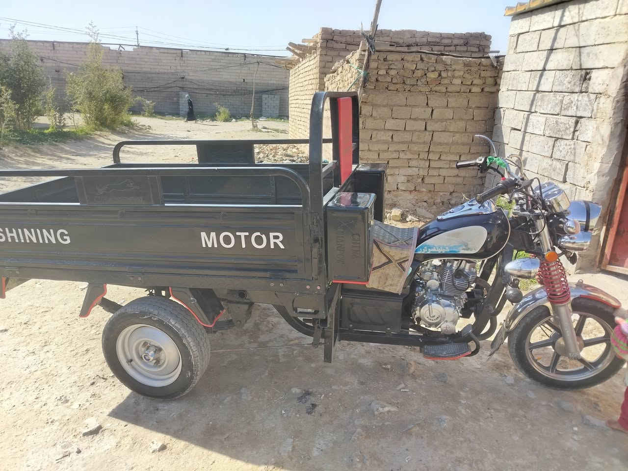 ستوته موديل ٢٣ للبيع اوراق اصولي نجف حي الغدس كراج الجنوبي
*********** سعر مليونين وربع ميه وبيه مجال
