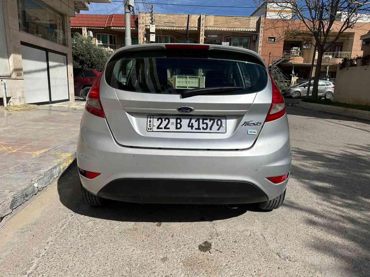 فيستا 2011
وارد خليجي 
محرك وكير شرط
السياره بيها الدعامية الاماميه صبغ
والبوند بي رصعات مامعدله واضح بالصور
للاستفسار 
***********
*********** أربيل, العراق
