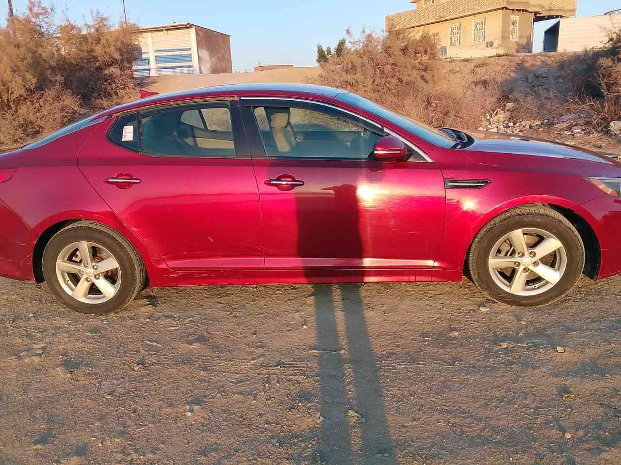 السلام عليكم.. اوبتيما 2015 وارد امريكي بيها جاملغات وبنيد و بابين مكان السيارة بصره مدينه السعر 110 وبيها مجال
***********
