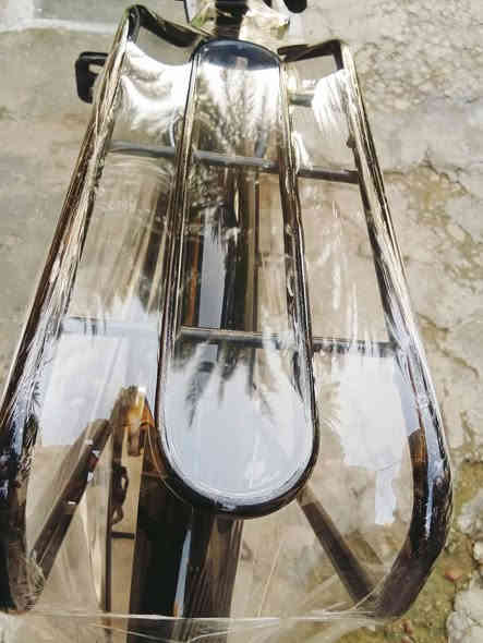 السلام عليكم بايسكل حجم 26 للبيع بناتي بايسكل جدا نظيف نظافه 95% اطارات جدد بريكات شغاله بايسكل ست نمر شغال مكينة عكرب السعر 150 مكاني بغداد العامريه رقم تليفون *********** وات ساب فقط
