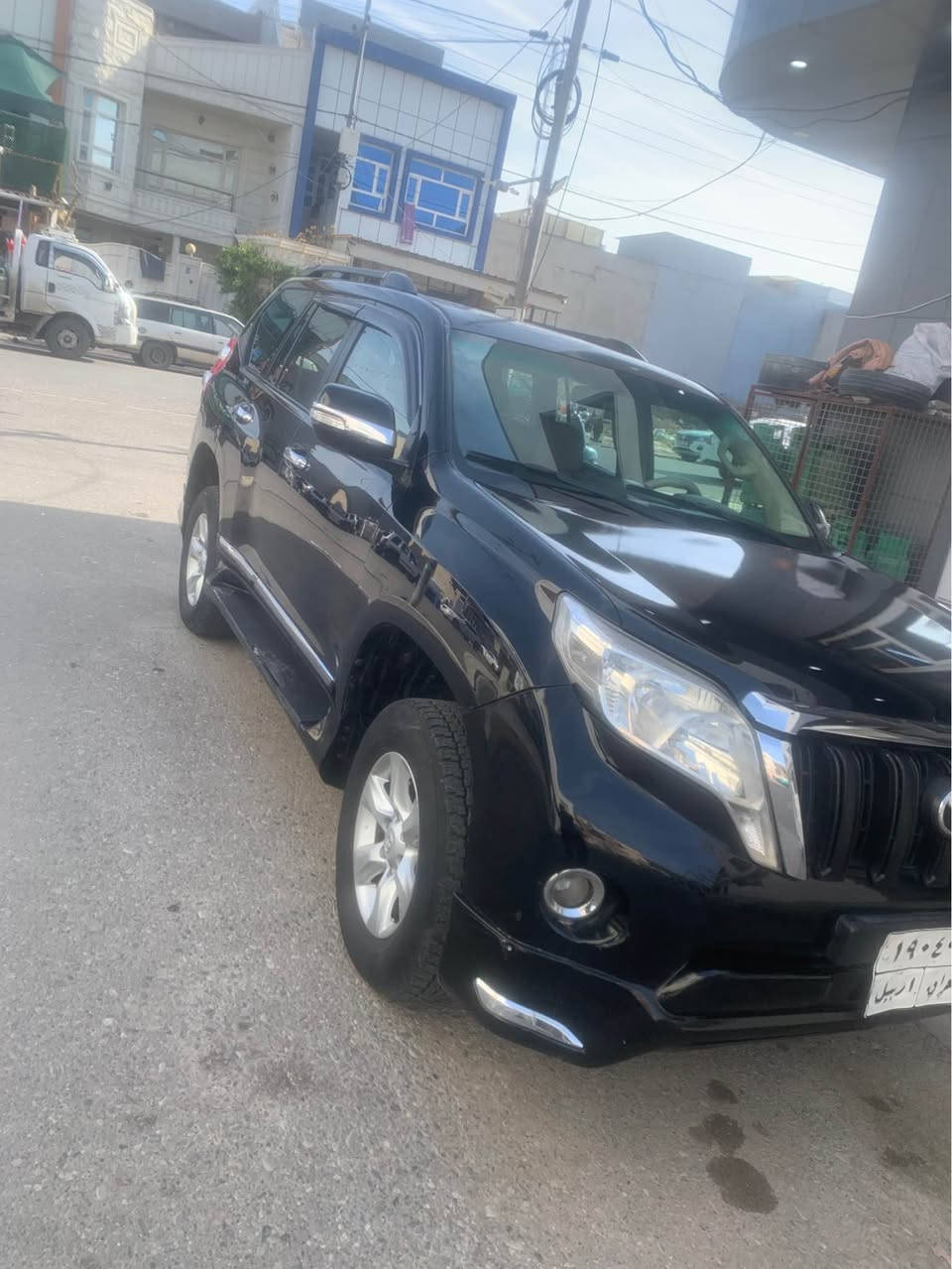 برادو
موديل ٢٠١١
كراوةتة ٢٠١٦
سةيارةكة كلينة 
واتة بي سبوغة
بةناو خومة
سةنةوي بةسةر جوة
سةيارةكة خةليجية 
سفري ئيرةية
ناو زةرد 
شاشة ئايباد 
تبريد مةركةزي 
دةبل اكسل 
گير توماتيك
سةيارةكة دةعامي بو دةعامي بةشةرتة 
يةك دينار مةسرةفي تيدا نية 
گير مةكينةو ئةكسل و تةقة و رةقة و تةبريد و دارو بةردي بةشةرتة 
٥وةرةقةش غرامةي لةسةرة 
دواي مةعمةلة بوت دةگةرينمةوة
نرخي ١٩٥وةرةقة 
مةجالةكي كةمي برايانة
*********** أربيل, العراق
