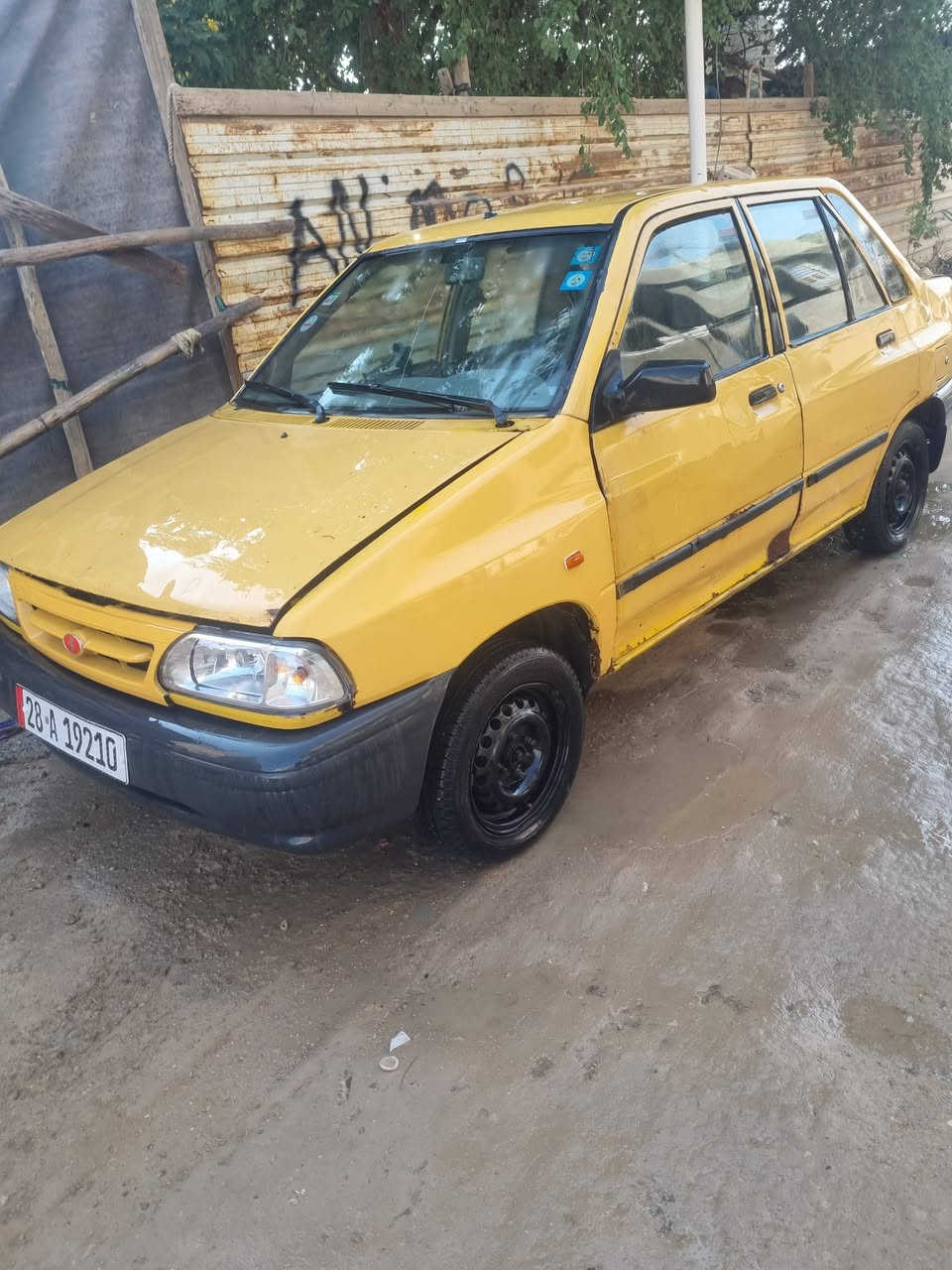 السلام عليكم
سايبه مديل ١٢ هزه وسنويه جديده لل٢٨ رقم نجف دولي انكليزي 
مصفره هيئه وغرامات مكاني النجف للاستفسار ***********
السعر ٢٠ وبيه مجال
