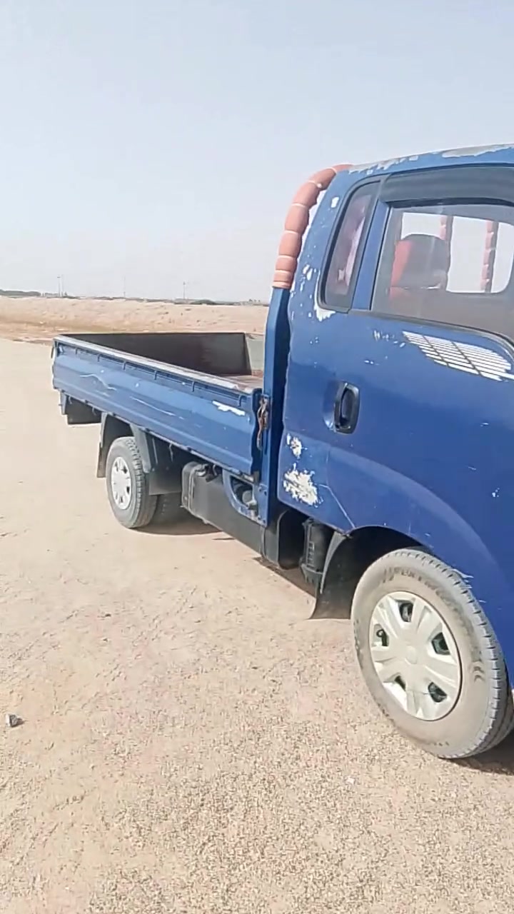 سلام عليكم كيه 2013مكفوله كفاله عامه بس اثر جراد بسيط
رقم انكليزي رقم بصره المكان البصره 
تخم تاير جديد المكينه سبلاين /***********رقم لحد يراسل مكلف بنشر
