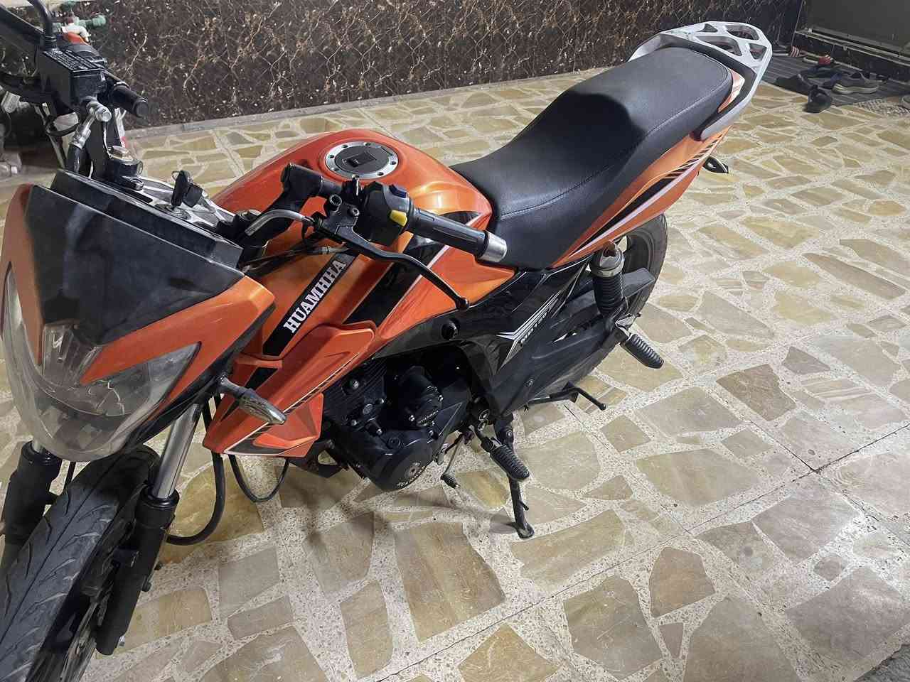 السلام عليكم
دراجةهيوما

موديل 2022 

محرك بلادي كشره بلادي شخط مابي نقص فقط جاملغ امامي 

مرقم وسنويه شرط التحويل 

***********
