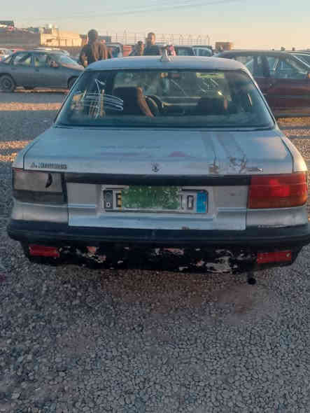 مستبوشي موديل 91 محرك 16  رقم نينوى شرط التحويل مكينه وكير شرط تايرات  جديده كهربائيات شغاله سياره مال بيت .  السعر 16 وبيها مجال. للاتصال ‏‪***********‬‏
