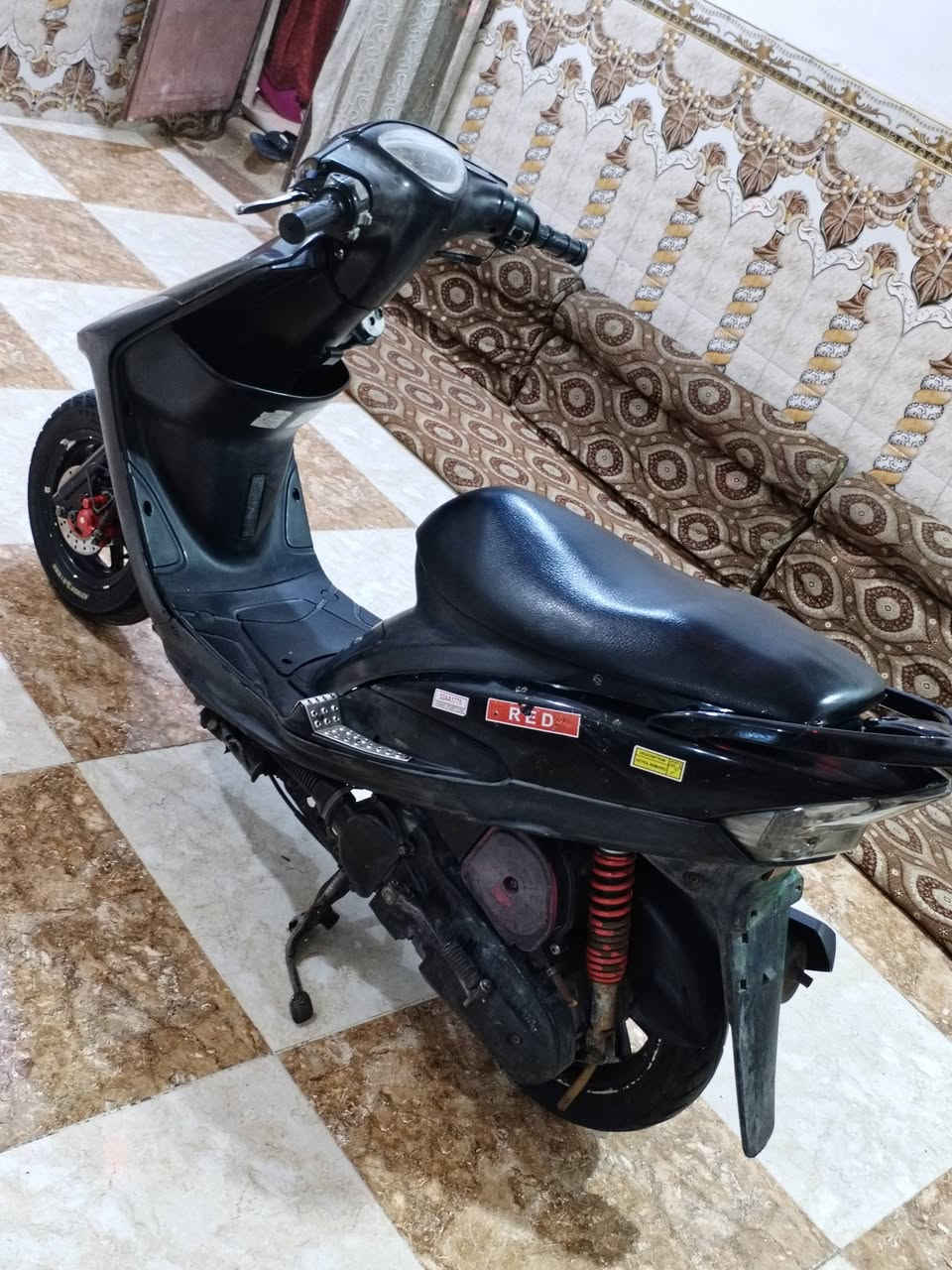 سلام عليكم دراجه ماكس عدله دراجه ما مفتوحه دراجه كلشي شقال بيها دراجه حلوه مشي ورزانه سعر 650وبيها مجال قليل دراجه ما متعوبه مكاني بصره ابو الخصيب ***********
