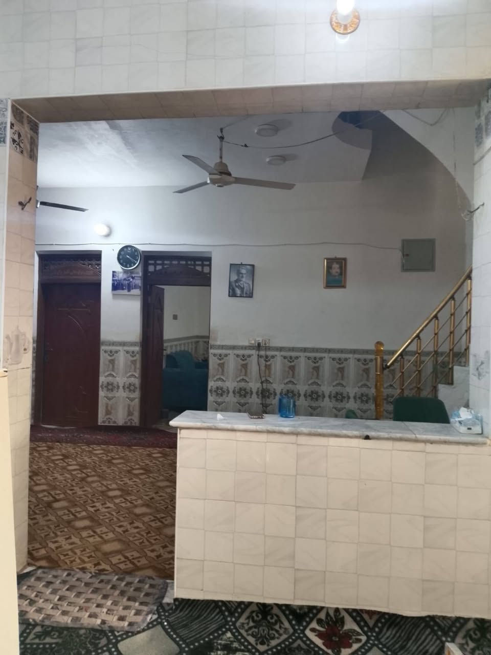 للبيع بيت بناء عكادة المساحة 218 م واجهه 10 متر غرفتين وصاله ومطبخ  وبراني ومجمع صحيات حي الأمين الأول متوفر كافة الخدمات للاستفسار الاتصال على الارقام ***********
***********
للاستفسار اكثر مراجعة مكتب الساقي للعقار حي الجامعه قرب شارع 20
