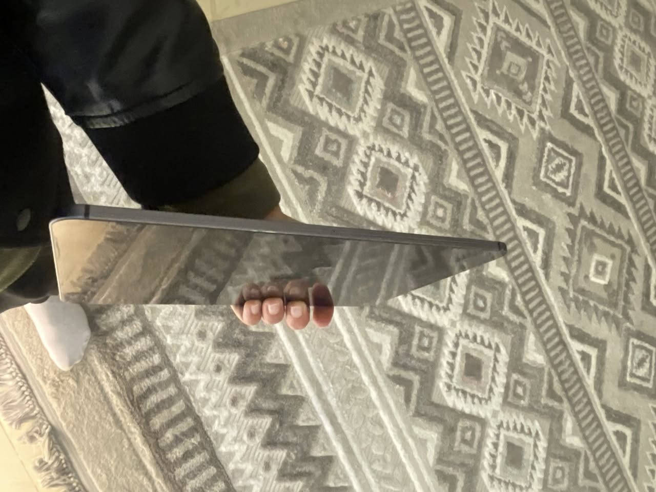 ايباد 11 برو m2 ذاكره 256 بطاريه 95 نسخه الشريحه مستعمل قليل الجهاز نضافته 98 السعر 450 الف ***********
