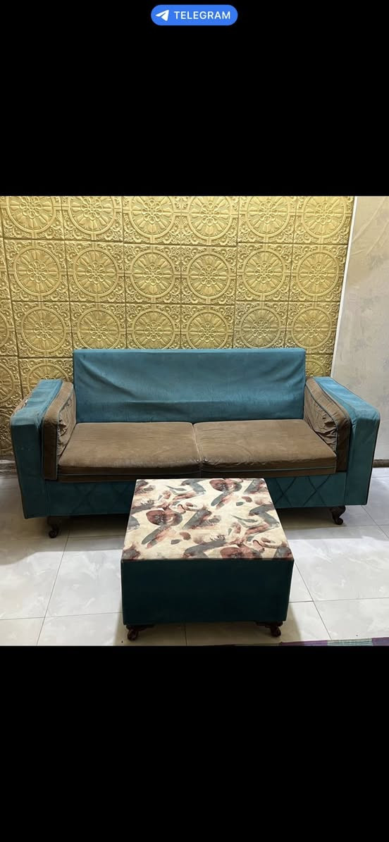 للبيع 11 مقعد 
***********
