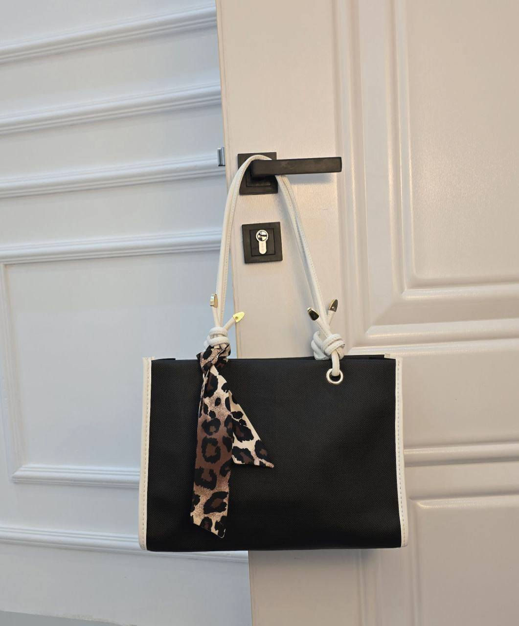 نون باك توفر لكم اجمل الحقائب واسعار مناسبة بيع جملة ومفرد 
سعر المفرد 10.000
العرض ↔️33
الارتفاع ↕️ 23
لتواصل واتساب ***********
#حقائب
https://t.me/+1d1SHjd77SE0Yjc6
