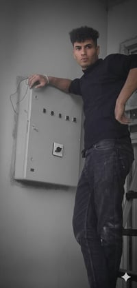 محمود سيف للتأسيسات الكهربائيه  منازل _مجمعات محلات _👷🏠⚡️💡🪛⚠️🔴 أعمالنا...
