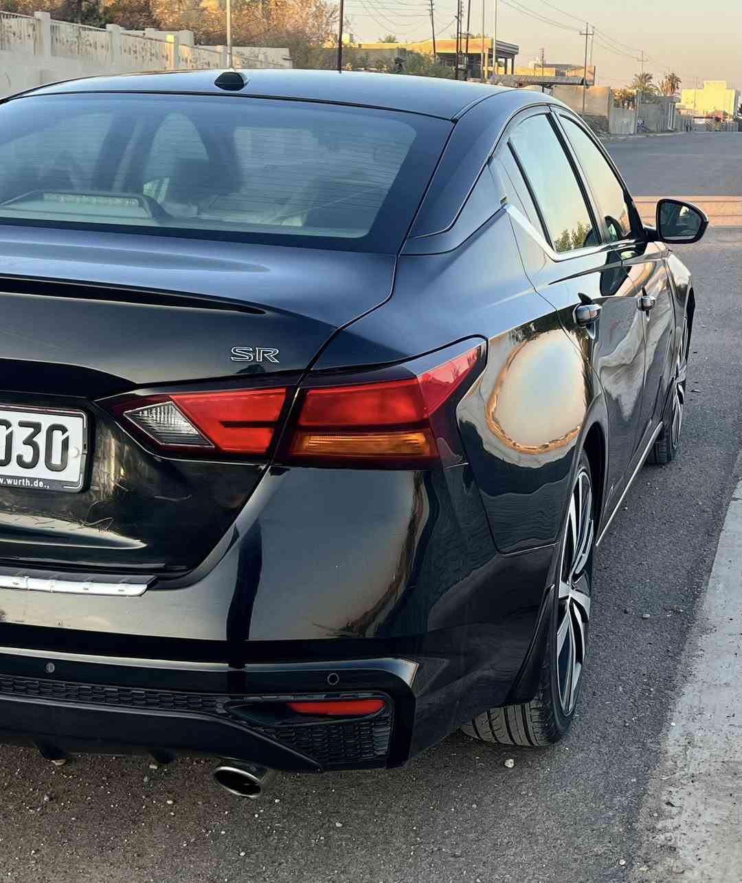 ‏NISSAN  ALTIMA
موديل 2020 

مواصفات SR فول مواصفات عدا الفتحه 

.بصمه + بصمه ابواب + بصمه صندوق

.داخل اسود 

.حجم الويل 19  

.كشن السايق كهرباء 

.رادار امامي 

.تحديد خروج عن المسار 

 توقف ذاتي امامي 

.منطقه عمياء

.رادار خلفي 

.توقف ذاتي خلفي 

.حساس خلفي 

.تشغيل عن بعد

‏.car play

.شاشه جبيره  

.  ماشيه 74الف ميل 

.رقم اربيل باسمي السياره  

.حادث امريكا جاملغ خلفي 

وبالعراق جاملغ امامي صبغ

.كفاله كير ومحرك

.السعر 153 بيها مجال  

***********
