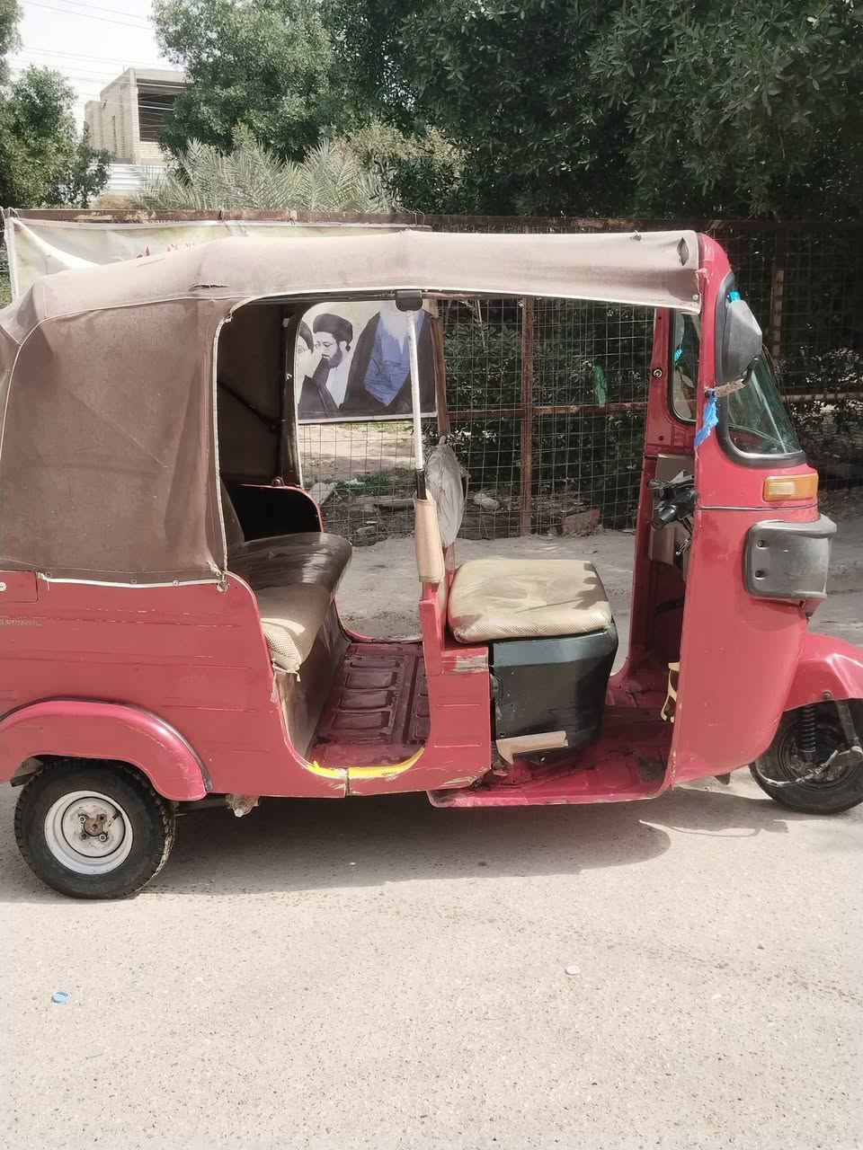 تكتك موديل 18رقم وسنويه بسمي محرك لا تنقص ولا تبخير البارحه جفته بعدهه ع سحك بس دوس يردلهه تعمير
مكاني الامين الثانيه 
السعر 4800


**إذا كنت صاحب هذا الإعلان وتريد حذفه لأي سبب، رجاءا أرسل رسالة إلى الدعم الفني**