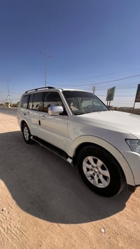 ٣٥٠٠ • ٤*٤ • ٧ راكب