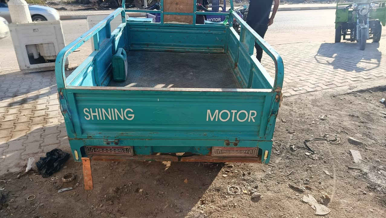 اسلام عليكم ستوتة للبيع اوراق أصولي موديل ١٩ بيه لحين بل ركبة ستوتةنضيفة شوفت عينك اتصل على الرقم ***********
