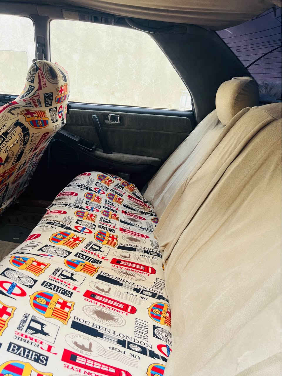 سياره هارتوب مديل 1993 مكفوله من الكص والنقل والضربه سياره حلوه مكينه وكير نضيفات كهربائياتهه يرادلهن ترتيب شوي بس كلهن شغالات رقم بصره مشروع وطني راعيهه موجود السعر 30 وبيهه مجال للاستفسار *********** البصرة, العراق
