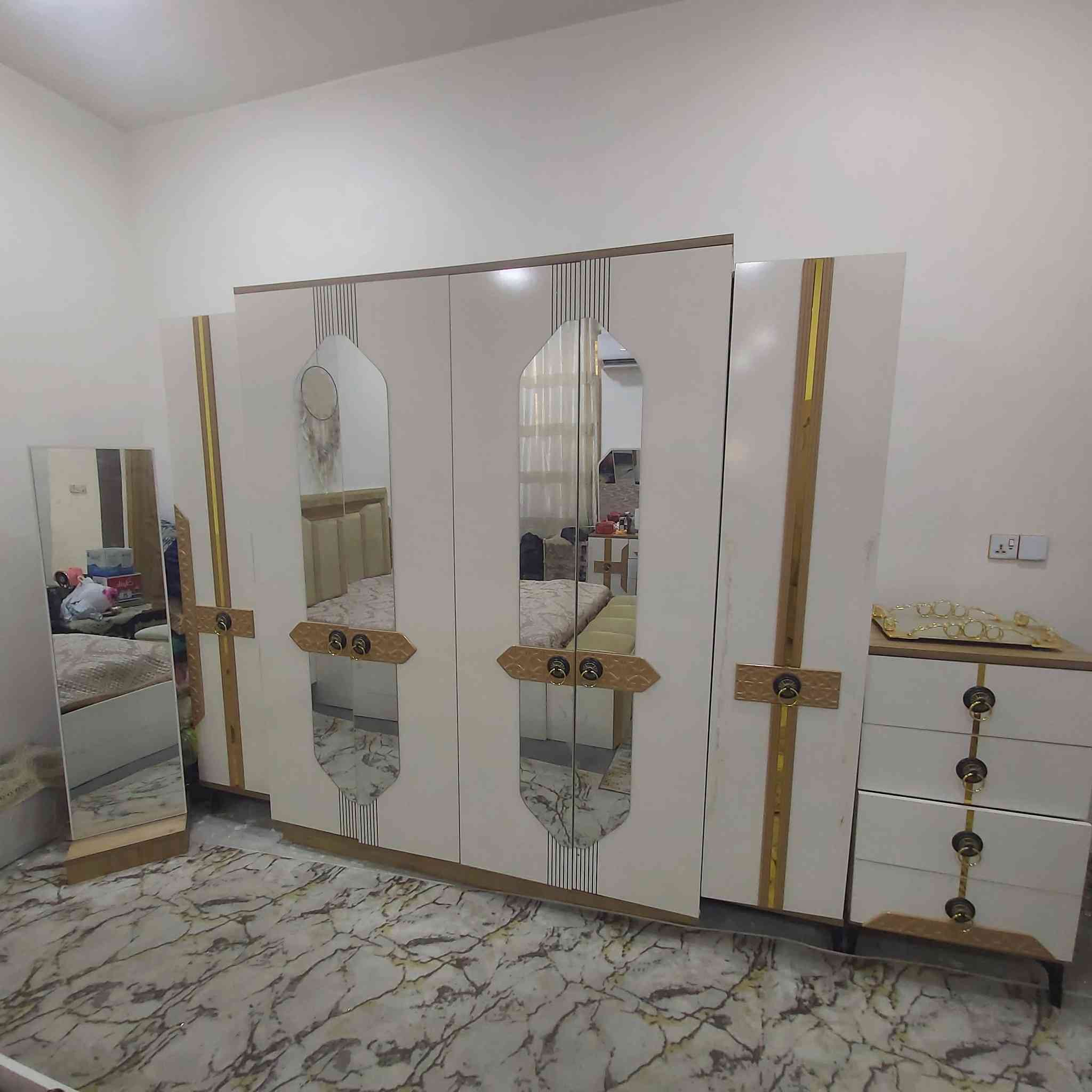 السلام عليكم
غرفه نوم ام الست٦ ابواب للبيع الصناعه تركي جاهزه مستخدمه اقل السنه فقط 
بيع مستعجل / المكان بابل
السعر ٩٠٠ الف او بيها مجال 
للمراسله على الخاص


**إذا كنت صاحب هذا الإعلان وتريد حذفه لأي سبب، رجاءا أرسل رسالة إلى الدعم الفني**