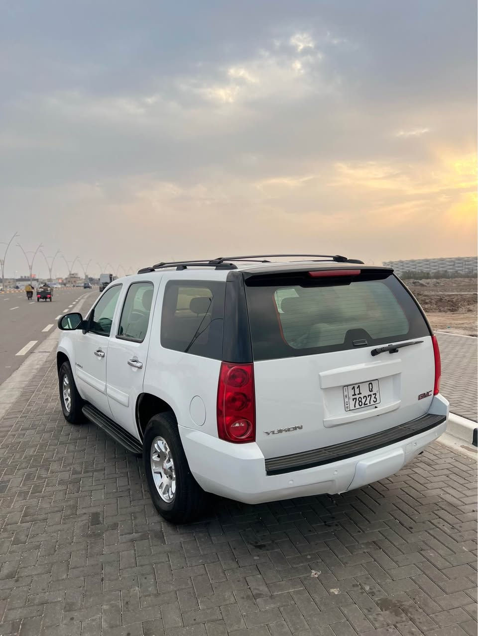 السلام عليكم احبتي الكرام. يوكن 2008 رقم بغداد الجديد تحويل مباشر السيارة خليجيه مكفوله كفاله عامه.  بدون صبغ بدون حادث  بدون تبديل وجديده. محرك جديد كير جديد. حداديه تخم تاير دواخل ترايك. لبغداد. وباقي التفاصيل. اتصل على الرقم. السعر 175 $.   بيه مجال بسيط 
‭0772 428 8882
*********** البصرة, العراق
