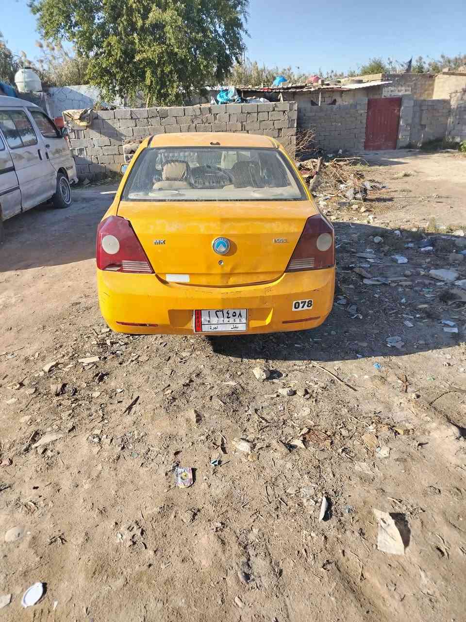 اخوان اسلام عليكم ورحمة الله.. 
جيلي ام كي 13.. 
سنويه منتهيه بل 23شهر ل 10
كير مكينه درايم زينات حداديه وسط شرعي موجود تحويل مباشر..  مكاني كوت سعرها 17 لهيئه ع مشتري
***********
