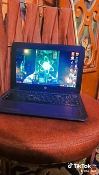 لاب توب مستعمل • بدون شاحن • شاحن للبيع