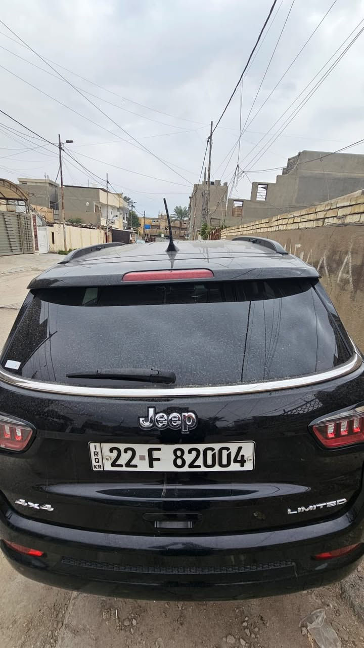 مستعجل مستعجل على البيع تم تنزيل السعر
‎النوع : جيب كومباس لمتد Jeep Compass Limited

‎الموديل : 2022 الشكل الجديد

‎اللون : اسود

‎السعر 139$ورقه بيه مجال

‎عداد المسافة :25 الف ميل بس 

‎حجم المحرك : 4 سلندر ( 2.4L )

‎ناقل الحركة : گير اوتوماتيك وعادي من 8 سرعات

‎ملاحظة :

‎المواصفات : Limited

‎دفع رباعي
‎شاشة كبيرة
‎كشنات جلد تدفئة وتبريد 
‎كشن سائق تحكم كهربائي
‎هيتر ستيرن
‎تحكمات ستيرن جهتين
‎تبريد وتدفئة قطعتين امامي وخلفي
‎مثبت سرعة ذكي تفاعلي
‎رادارات امامي وجانبي
‎نظام نقطة عمياء
‎جنطة كهرباء شفط
‎شحن لاسلكي 
‎بصمة أبواب وتشغيل وجنطة
‎تشغيل عن بعد
‎قيادة ذاتية
‎اوتو ستوب توقف تلقائي
‎نظام تحديد مسار
‎سايد بريك بصمة
‎مانع انزلاق
‎وبقية المواصفات المعروفة
‎ الضرر بنيد مبدل فقط  
‎مكان السيارة بغداد
‎صور ضرر موجودة

‎للتفاصيل اكثر التواصل على رقم الموبايل او وتساب
السعر139$ورقه وبي مجال للشراي
*********** 
***********

