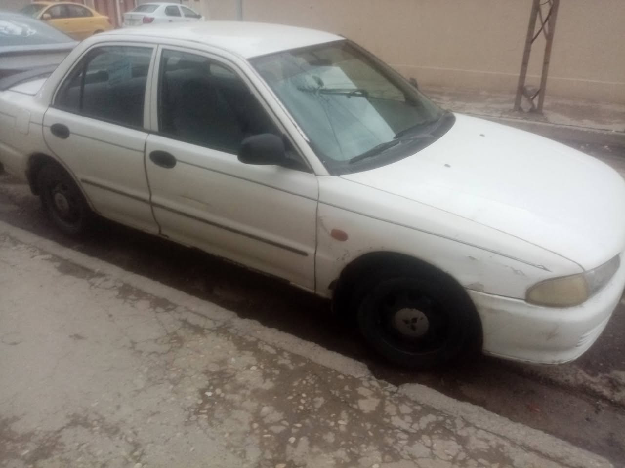 السلام عليكم مستبوشي لا نسر ٩٣ الشرعي موجود تبريد شغال محرك كير شرط السعر ٣٧
***********
