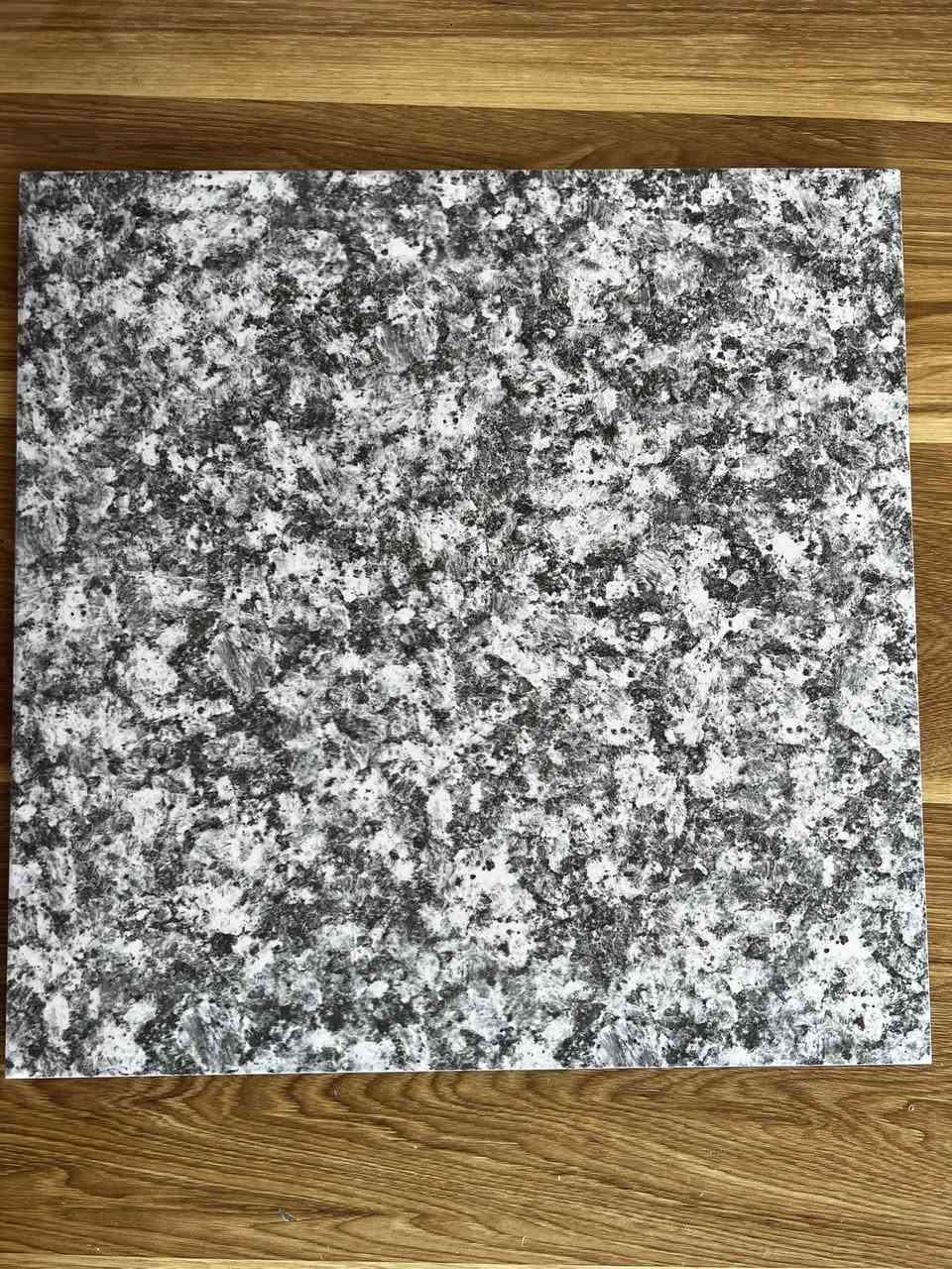 السلام عليكم
يوجد لدينا سيراميك كراجات حامضي قياس ٤٠*٤٠
بألوان مميزة وقياسات عدلة 
نتعامل بالنقد والتقسيط المريح حسب إمكانية ابو العمل 
كذلك يتوفر كل أنواع السيراميك والبورسلين 
يتوفر كادر عمل نقد وأقساط مواد وعمل 
أسعارنا شرط انسب أسعار بالسوك 
للاستفسار 
***********
***********

عنوانا حديثة حي العسكري خلف الحي الصناعي ومعارض السيارات الي بحي العسكري
