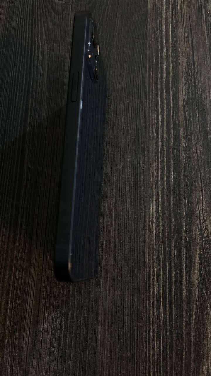 السلام عليكم
جهاز ايفون 13 عادي  نسخة الشرق الاوسط  جهاز جديد ونضيف كلش  تجي تشوفه وتاخذه ذاكره 128 بطارية 🔋 90

ضمان شركة IBM ينتهي شهر الرابع 2026 جهاز جديد اخذته من  مستر فون ملحقاته كاملة  السعر 400


**إذا كنت صاحب هذا الإعلان وتريد حذفه لأي سبب، رجاءا أرسل رسالة إلى الدعم الفني**