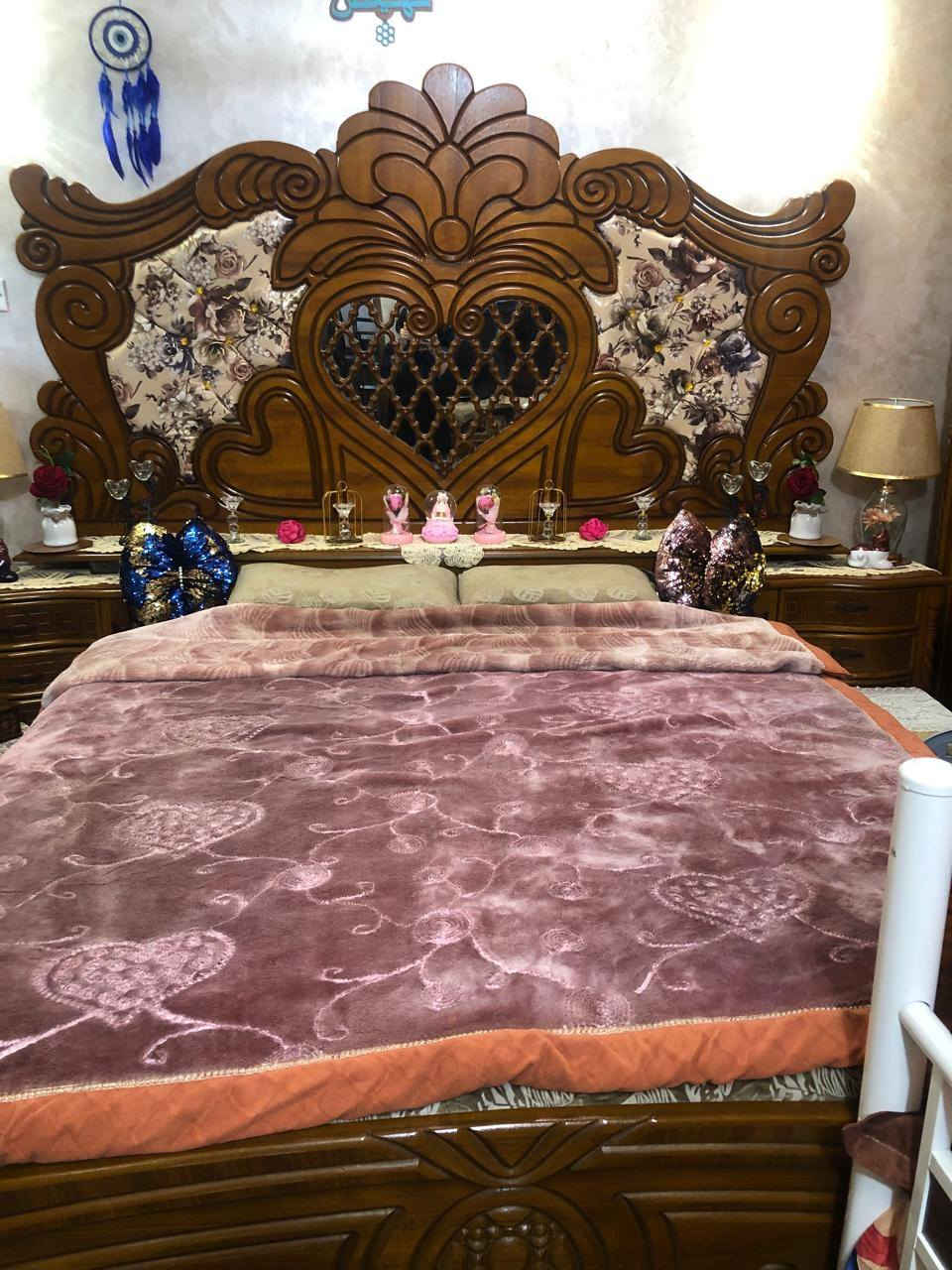 غرفه صاج ثقيل العنوان  الشعب
السعر مليون و٧٠٠ 
***********
