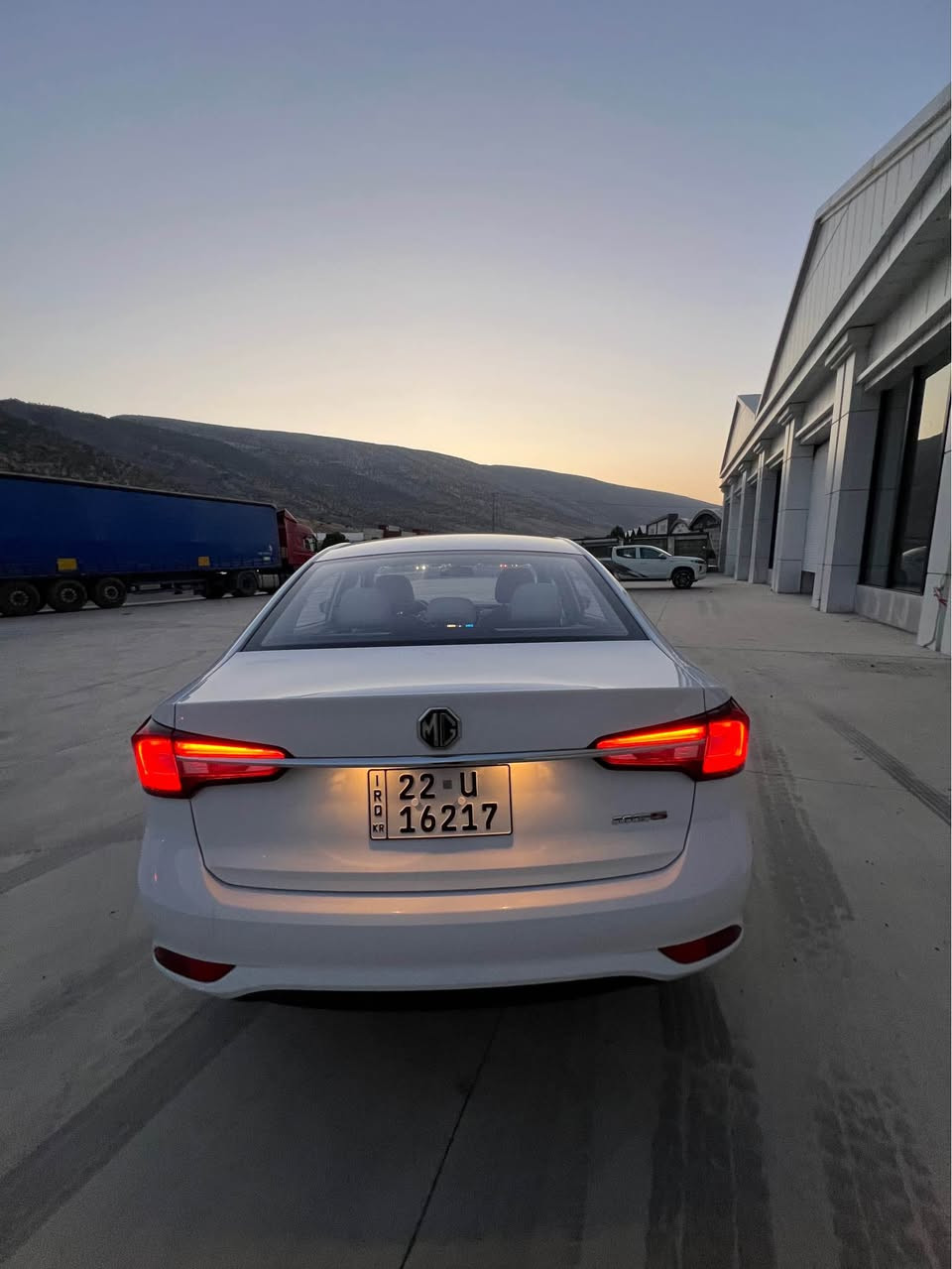 Mg. 5. 2025.  25-000km.    سياره كه نمونه له جواني تنها يك پارجه بوياخ بي ناوكرتن. شوين سوران *********** سوران, أربيل
