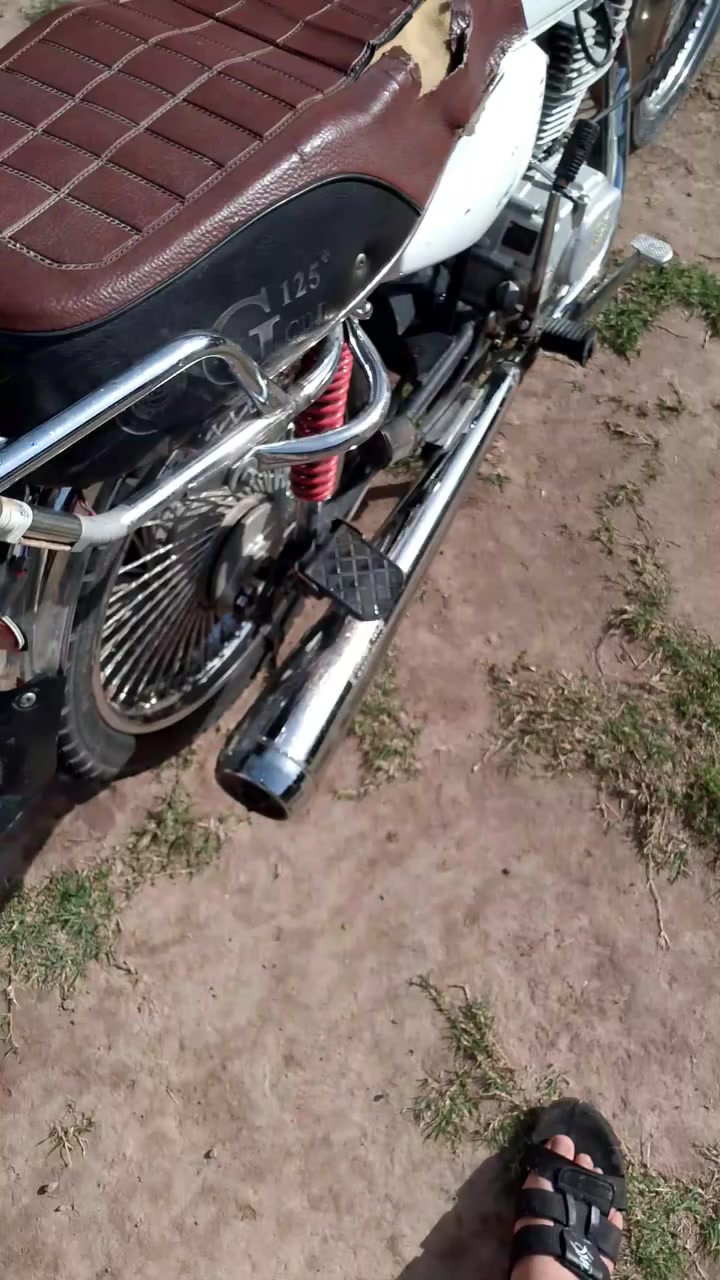 سلام عليكم دراجه تايكر اربعه كير للبيع مثل ماشوف كدامك دراجه نضيفه وخير من الله وشلعه فول موديل 21اوراق اصولي سعرها 450 للاتصال وتساب ***********
