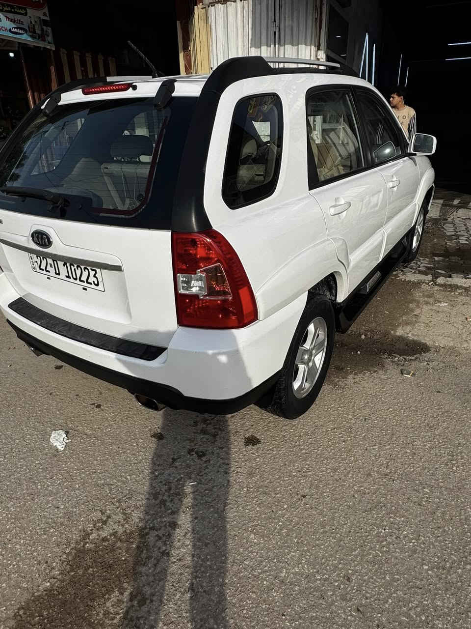 السلام عليكم
للبيع كيا سبورتج 2009 مكينه 2000 فول فتحه رقم اربيل بسمي هزه وسنويه جديد /بيها صبغ جاملغ بدون داخل 

مكان كربلاء 

***********

***********
